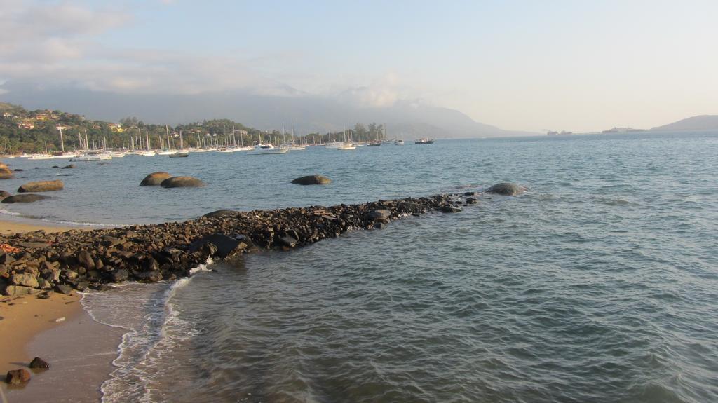 Chale Em Ilhabela - Praia De Itaguassu Exterior foto